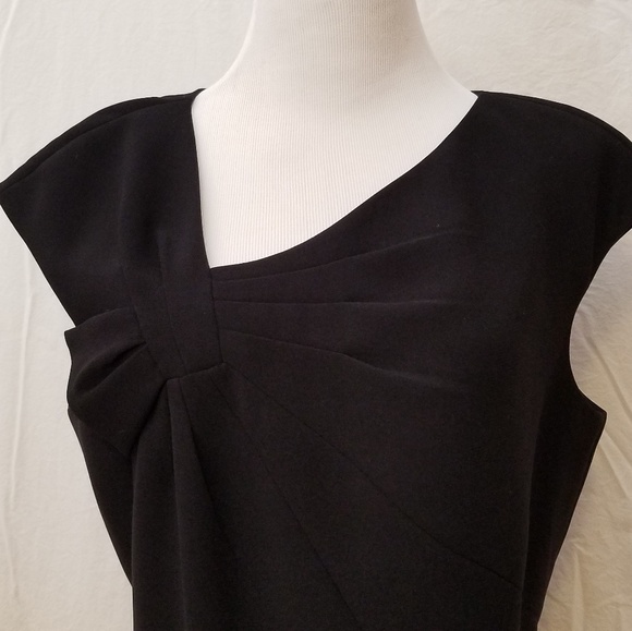 Tahari Arthur S. Levine Dresses & Skirts - Tahari ASL Sleeveless Bow Shoulder Sheath Dress